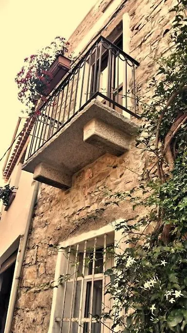 Casetta sul monte vicino al mare I Appartamento Baunei Italia